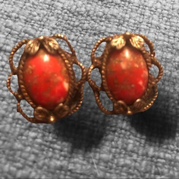 Stunning vintage clip on ear rings - Picture 1 of 2